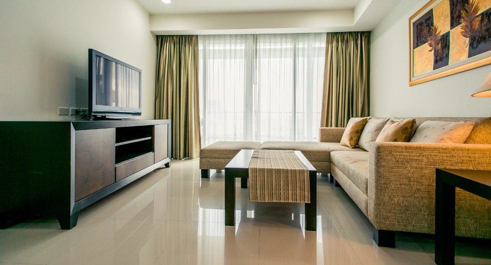 For RentCondoWitthayu, Chidlom, Langsuan, Ploenchit : 2beds 2baths near BTS and park for rent