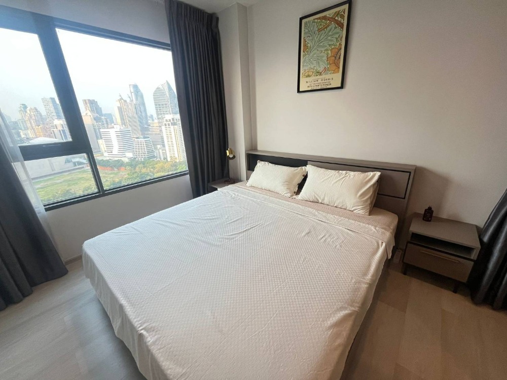 For RentCondoWitthayu, Chidlom, Langsuan, Ploenchit : Life One Wireless is available for rent, beautiful room Fully Furnished, Ready to Move in!