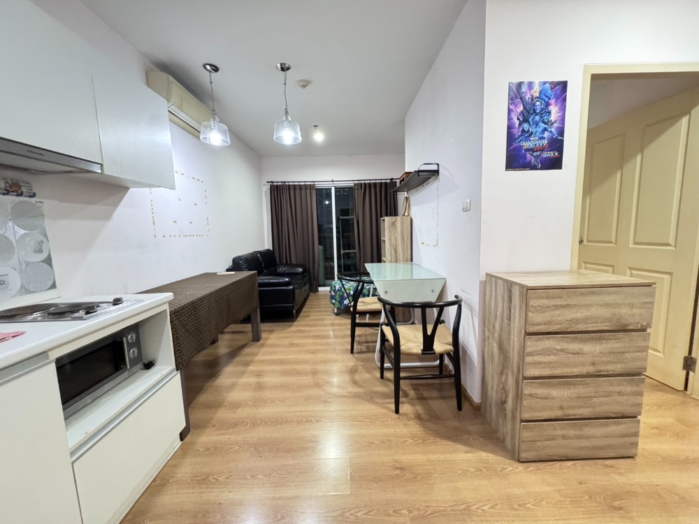 For RentCondoLadprao, Central Ladprao : Sym VIPHA LADPRAO CONDO is available for rent, Foni, complete, ready to be close to many of the clots and Central Ladprao for only 2 minutes.