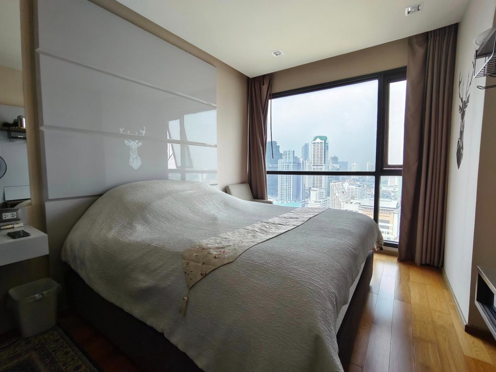 For RentCondoSathorn, Narathiwat : The room is empty - high -class city views | Dresses, Sathorn 1 bedroom next to St. Louis!