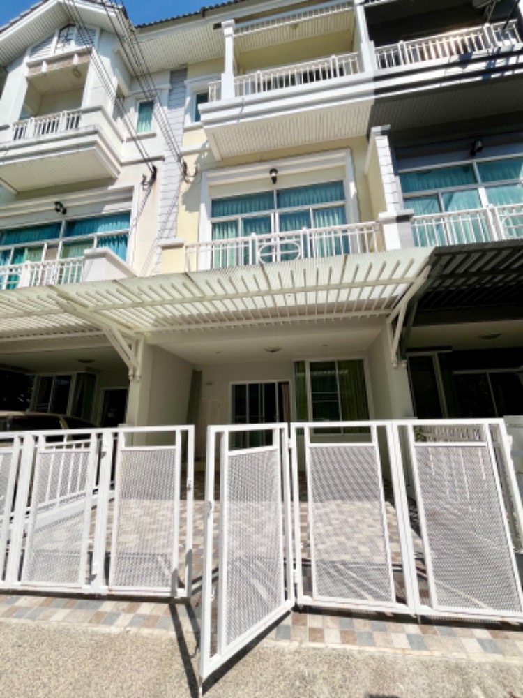 For SaleTownhouseLadkrabang, Suwannaphum Airport : 3 -story townhome renovated The Metro Rama 9