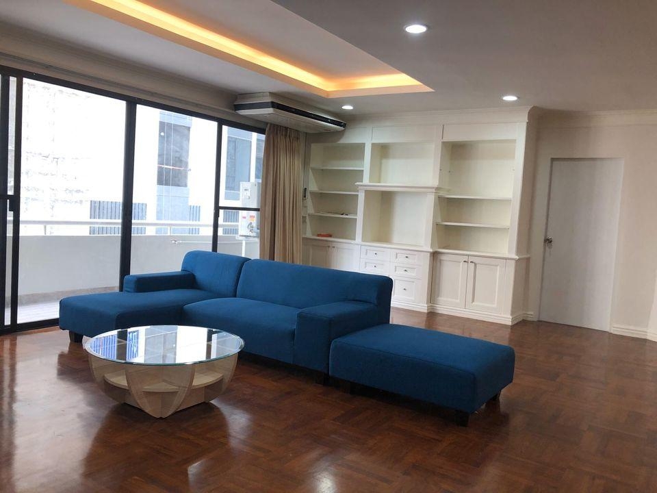 ให้เช่าคอนโดสุขุมวิท อโศก ทองหล่อ : LTH11824 - Le Premier 1 FOR RENT Size 175 sqm. 2 beds 2 baths Near BTS Asok Station ONLY 45K/Month