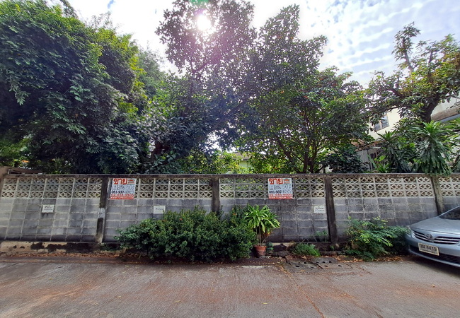 For SaleLandLadprao101, Happy Land, The Mall Bang Kapi : Land for sale in Soi Lat Phrao 109, area of ​​50 sq.w., rectangle, beautiful plot, very good location