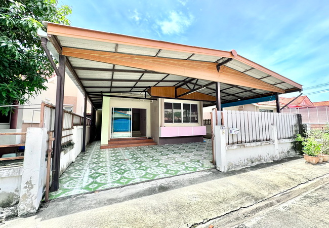 For SaleHouseMin Buri, Romklao : House for sale Nantawan Village 10 Soi Liab Waree 37, area 34.80 sq.w. 1st floor, 2 bedrooms, 2 bathrooms