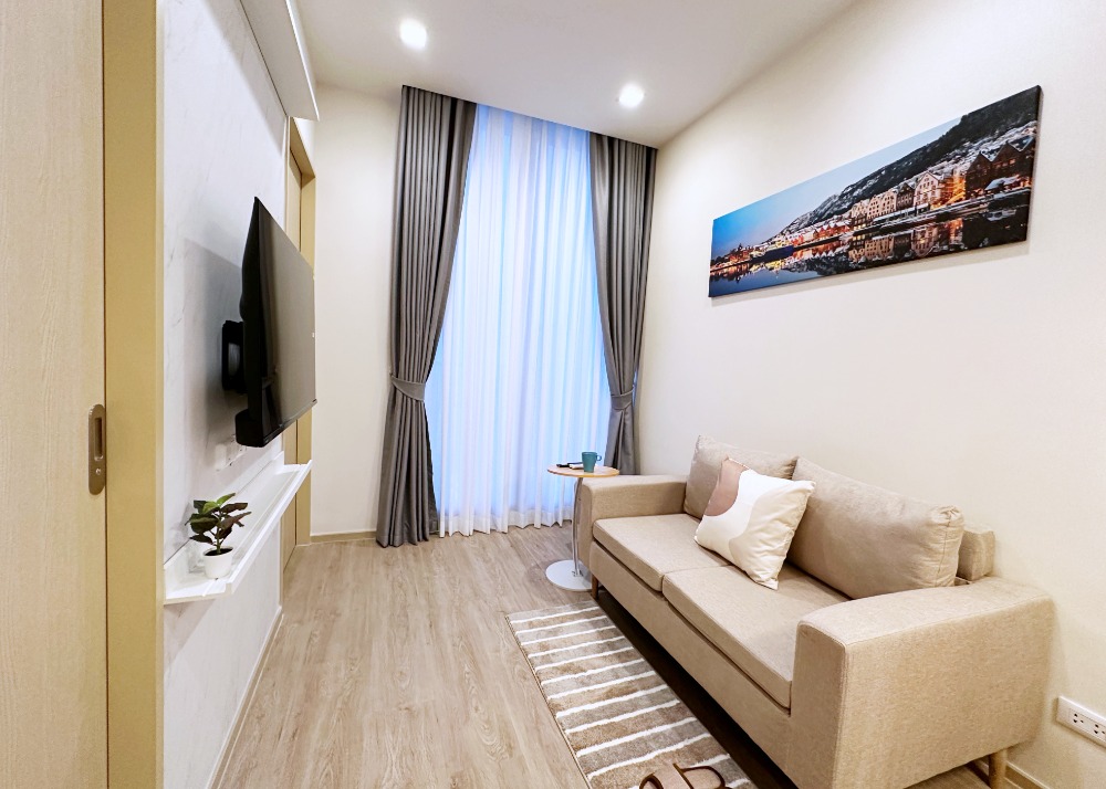 ให้เช่าคอนโดสุขุมวิท อโศก ทองหล่อ : Noble State 39   🛌 1 Bedroom 🚿 1 Bathroom 🏬 27th Floor 📏 Size 35 Sq.m  One-year contract: Rental Price 31,000 THB / Month