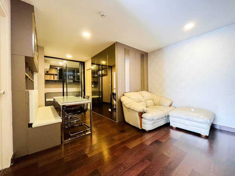 For RentCondoWongwianyai, Charoennakor : Condo for rent Bangkok Feliz Sathorn Taksin 56 sq m. near BTS Krung Thon Buri