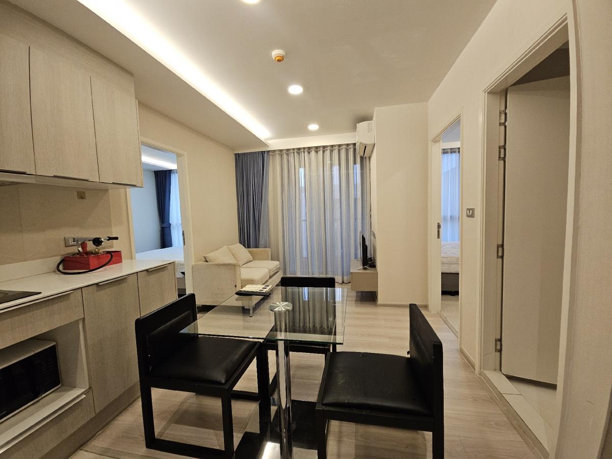 For RentCondoSukhumvit, Asoke, Thonglor : 2 Bedrooms 25K. ( Joy 0844540191)