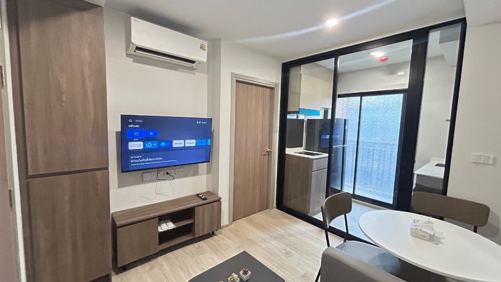 For RentCondoPathum Thani,Rangsit, Thammasat : For Rent: Modern 1-Bedroom Condo at Nue Core Khu khot Station (Khu khot BTS Station on the Green Line) Price: 11,000 Baht/Month