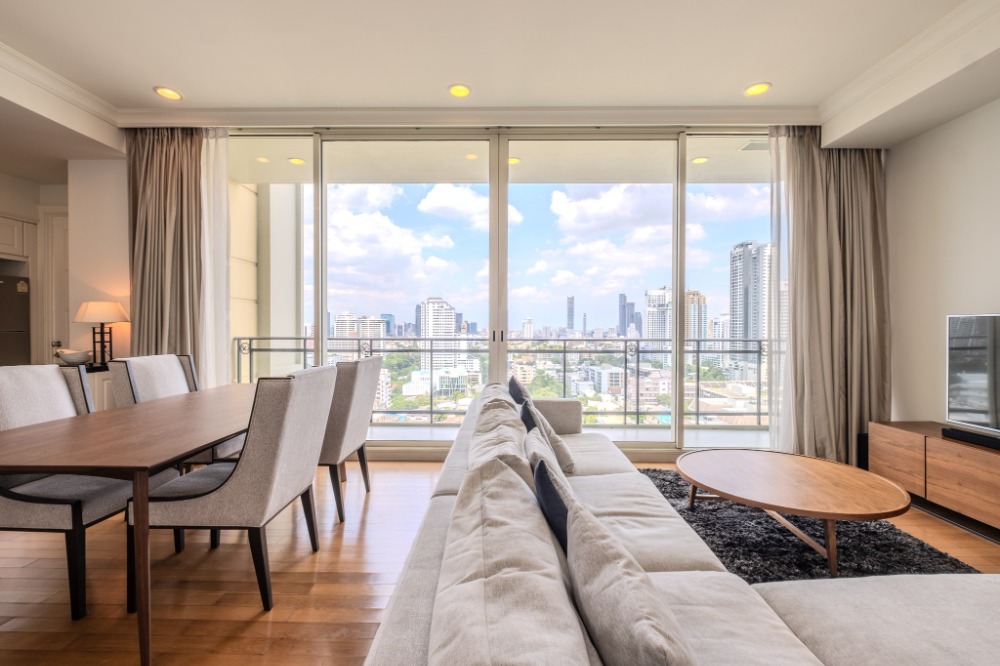 For SaleCondoSukhumvit, Asoke, Thonglor : For Sell Royce Private Residences 2 bedrooms, 2 bathrooms, 112 sq.m 063-2492899