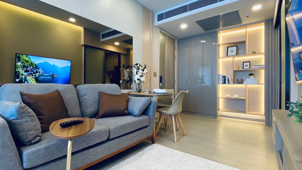 ให้เช่าคอนโดพระราม 9 เพชรบุรีตัดใหม่ RCA : For Rent: 1-Bedroom  27,000 THB/month