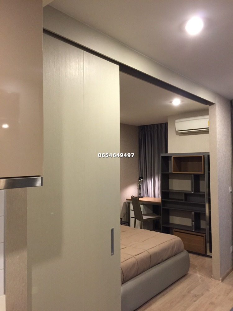 For SaleCondoSiam Paragon ,Chulalongkorn,Samyan : Urgent, beautiful room, good price, selling Ideo Q Chula Samya, 1 bedroom, size 34 sq m. Interested, contact 065-464-9497.