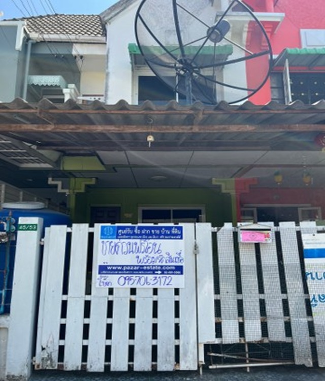 For SaleTownhousePathum Thani,Rangsit, Thammasat : For sale: 2-storey townhouse, area 21 sq m., Lally Ville project, Lam Luk Ka-Khlong 1, convenient transportation, near Thupatemi Stadium, Zeer Rangsit, with many shopping places, Khu Khot, Lam Luk Ka, Pathum Thani