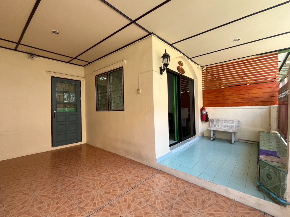 For RentTownhouseRathburana, Suksawat : 📣 For rent 🏡 Townhouse, Wisesuk Nakhon Village, Soi Pracha Uthit 79 💰 Price 8,500 baht/month 🎉 Air conditioning in every room + some furniture