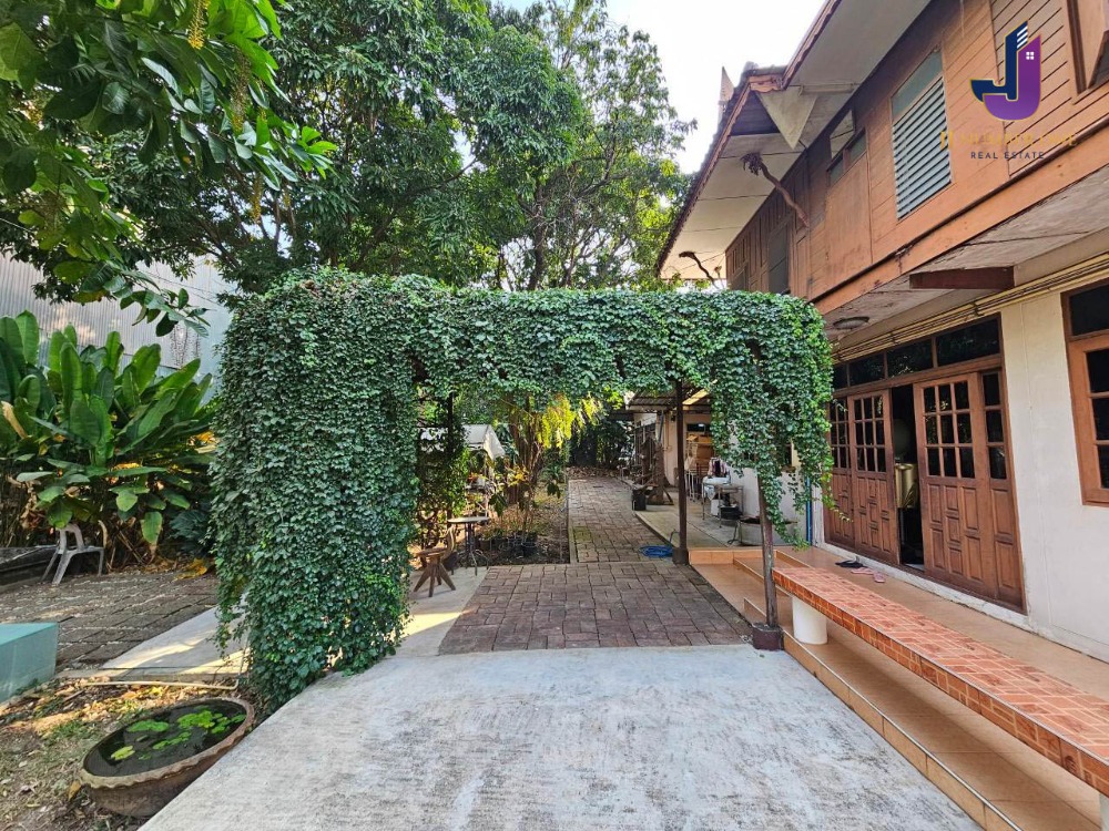 For SaleLandRama 2, Bang Khun Thian : Land for sale, size 2-3-7.9 sq.w., with 1 2-storey house and 1 home office, Phra Ram 2 area 📌Property code JJ-H208📌