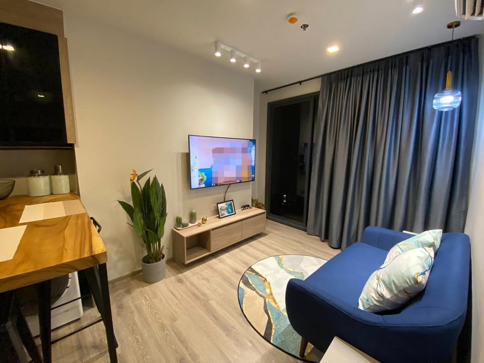 For RentCondoBang Sue, Wong Sawang, Tao Pun : ⭐️ The Line Wongsawang ⭐️ 2 bedrooms, 2 bathrooms, 55.6 sq m., fully furnished and equipped with appliances.