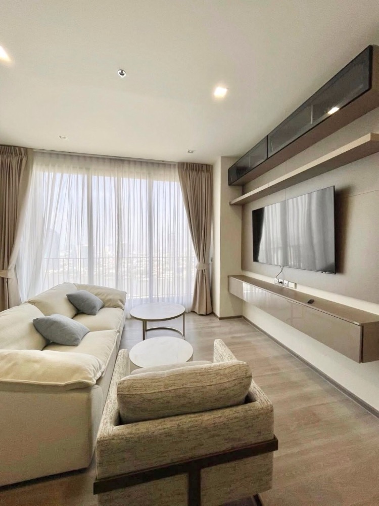 For RentCondoSathorn, Narathiwat : For rent 3 beds luxury ‼️ Rhythm Charoenkrung Pavilion, a new luxury condo in Charoenkrung area, near Shrewsbury International School, 100 meters🏫