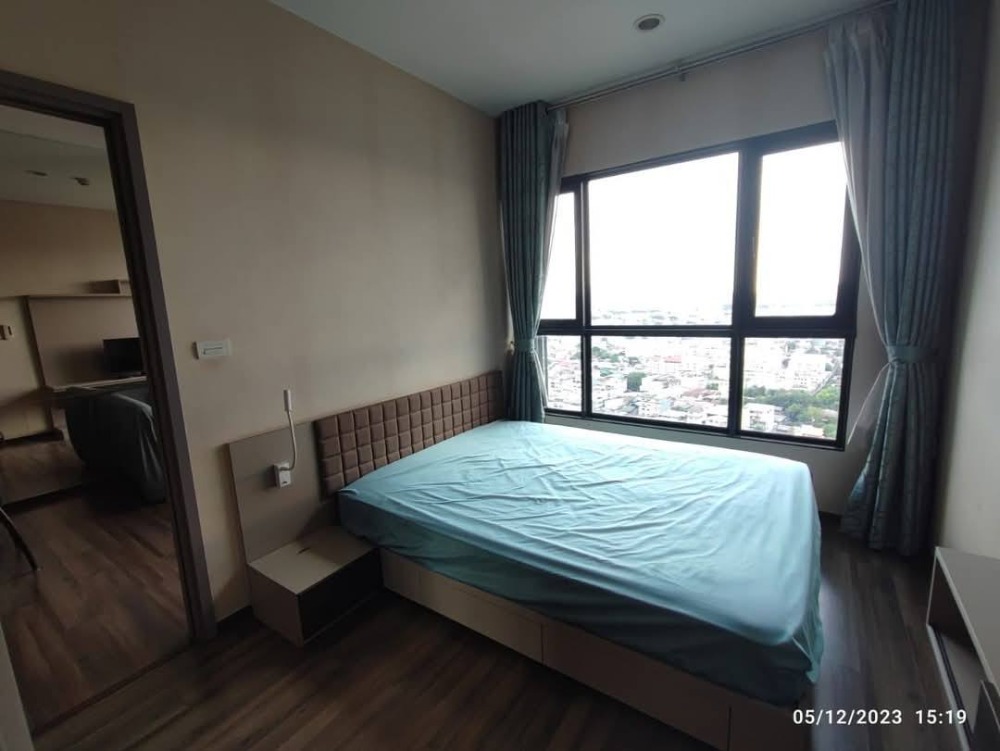 For RentCondoWongwianyai, Charoennakor : Teal Sathorn Taksin, near BTS Wongwian Yai, beautiful room, fully furnished, please inquire.