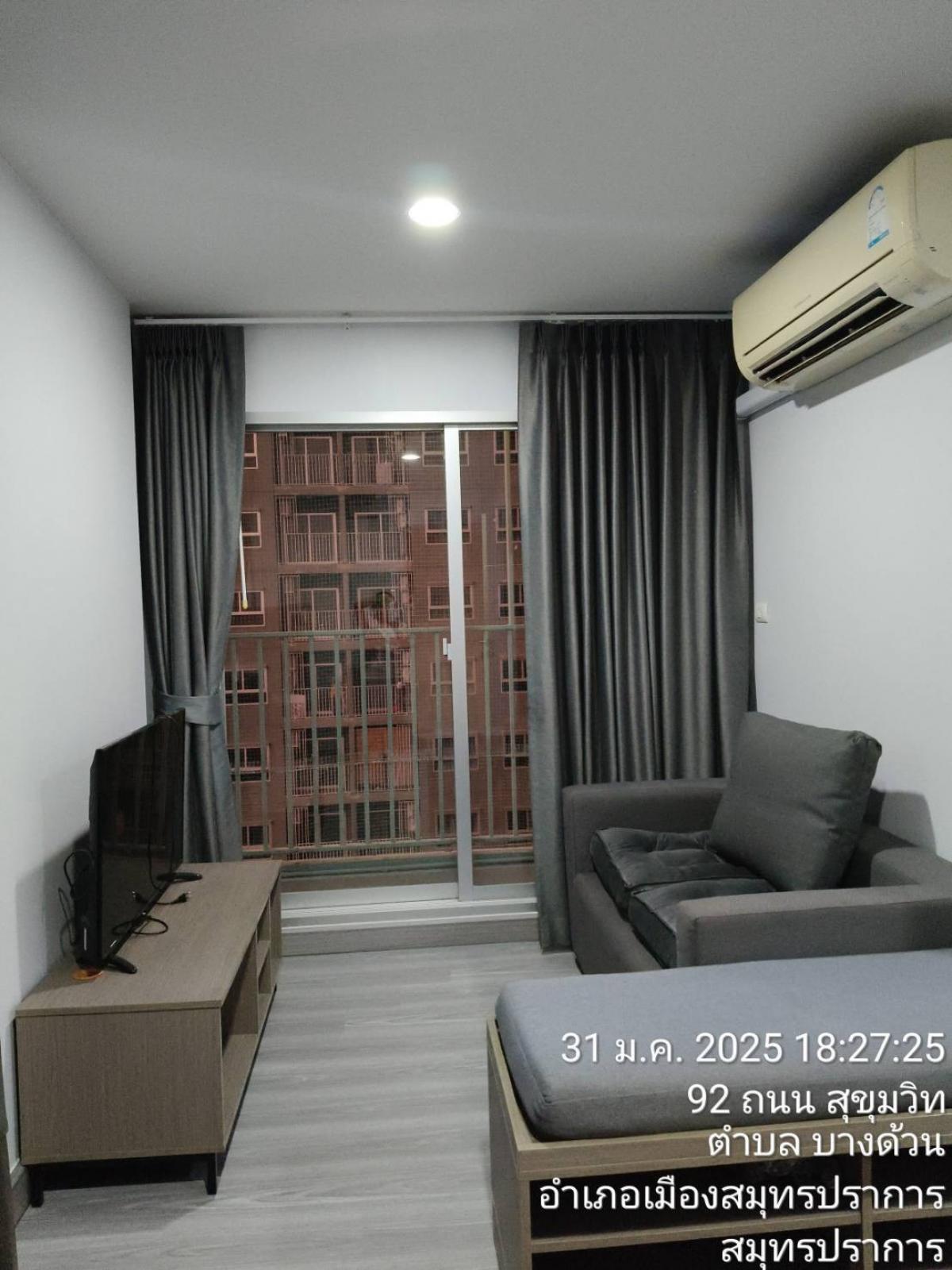 For RentCondoSamut Prakan,Samrong : For rent: The Trust Erawan, corner room, newly renovated, 1 bedroom, 28 sq m.