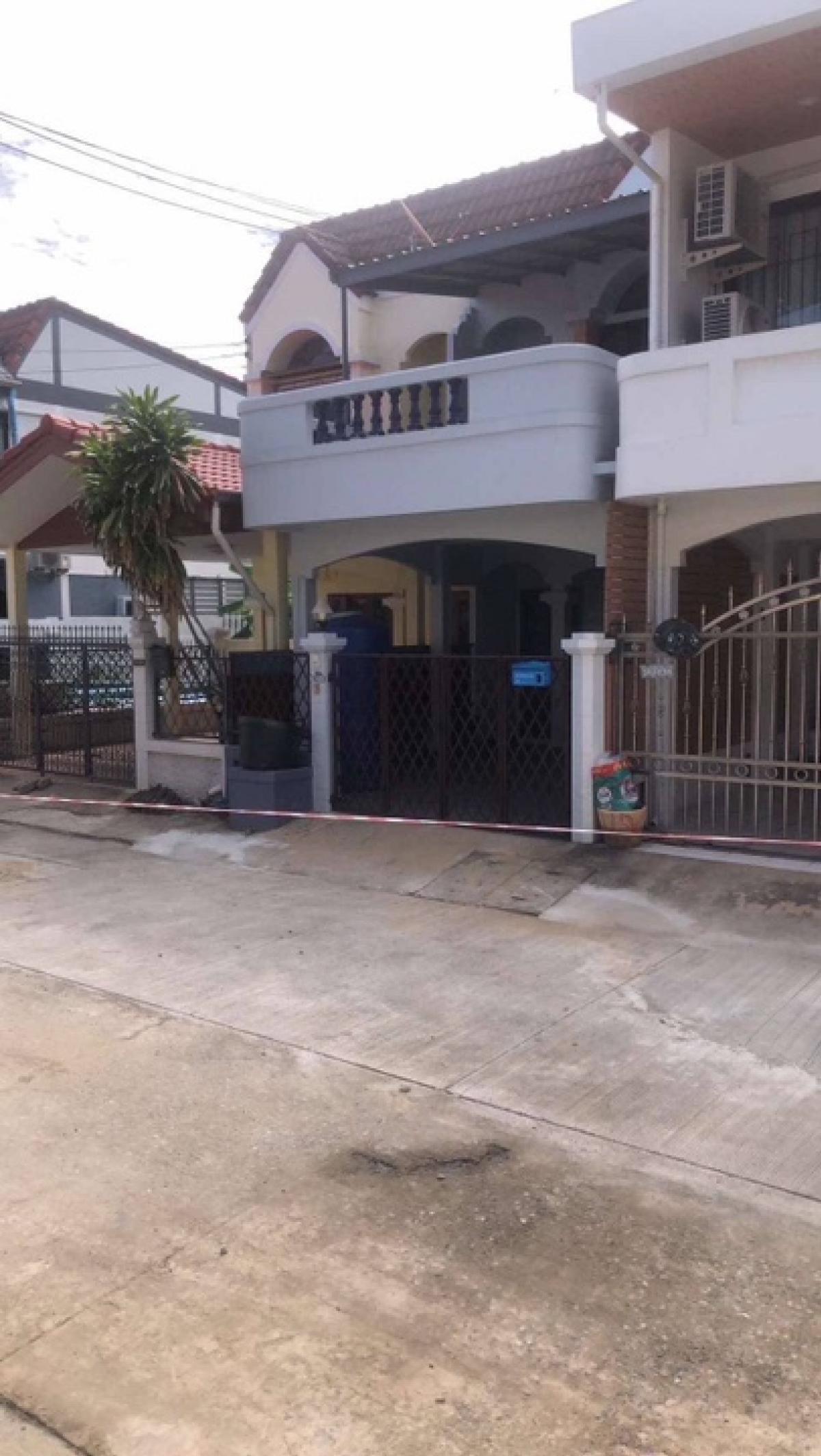 For RentHouseSapankwai,Jatujak : House for rent, Soi Ratchada 36