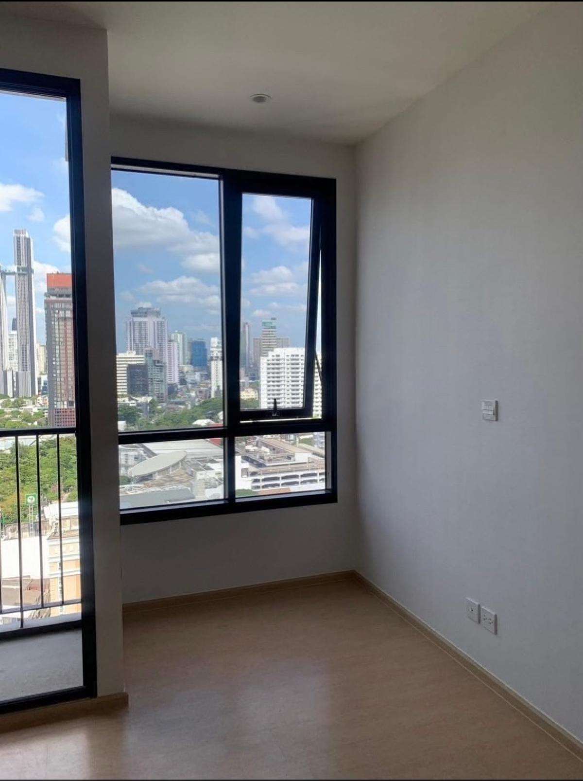 For SaleCondoSukhumvit, Asoke, Thonglor : Maru Ekkamai, high floor, new room, never used, 29 sq m.