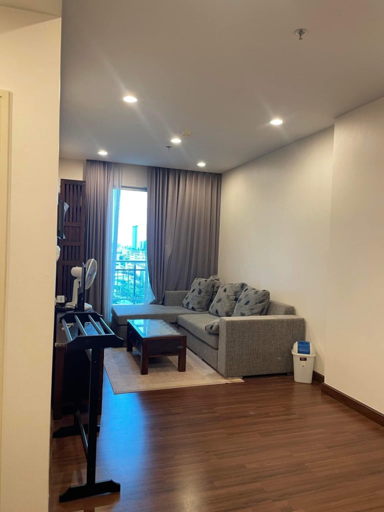 ขายคอนโดสาทร นราธิวาส : Supalai Lite Sathorn - Charoenrat / 1 Bedroom (FOR SALE), ศุภาลัย ไลท์ สาทร - เจริญราษฎร์ / 1 ห้องนอน (ขาย) CREAM2045