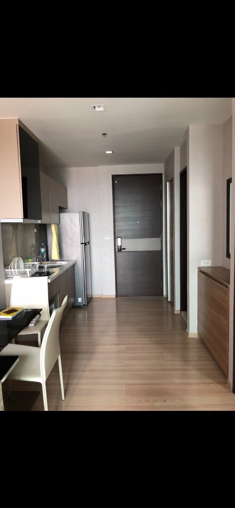 For SaleCondoSathorn, Narathiwat : Best price, high floor! Rhythm Sathorn, 1 bedroom, size 35, price 4.69 mb. Interested, contact 065-242-6835, Ms. Gift.