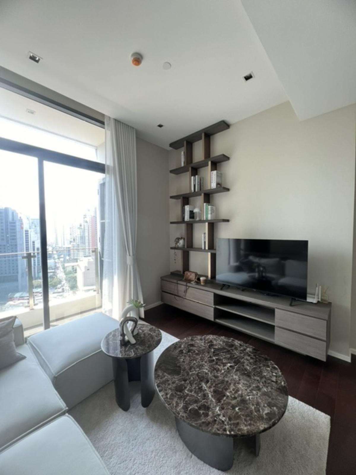 For RentCondoSukhumvit, Asoke, Thonglor : MODERN DUPLEX PENTHOUSE @ SUKHUMVIT 39 | FOR SALE & RENT