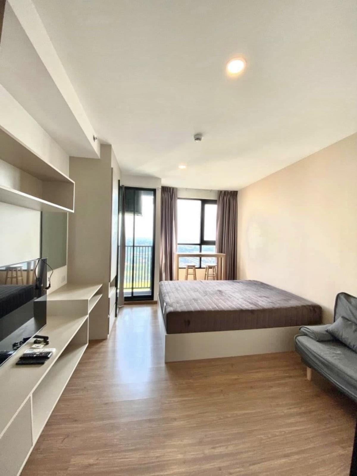 For RentCondoMin Buri, Romklao : 🔴 The room is busy. 🔴📍 Project: The Origin Ram 209 Interchange 🚝 Near MRT: Min Buri Station 300 meters 🧡🩷💵 Rental price: 9,000 baht / month ✅