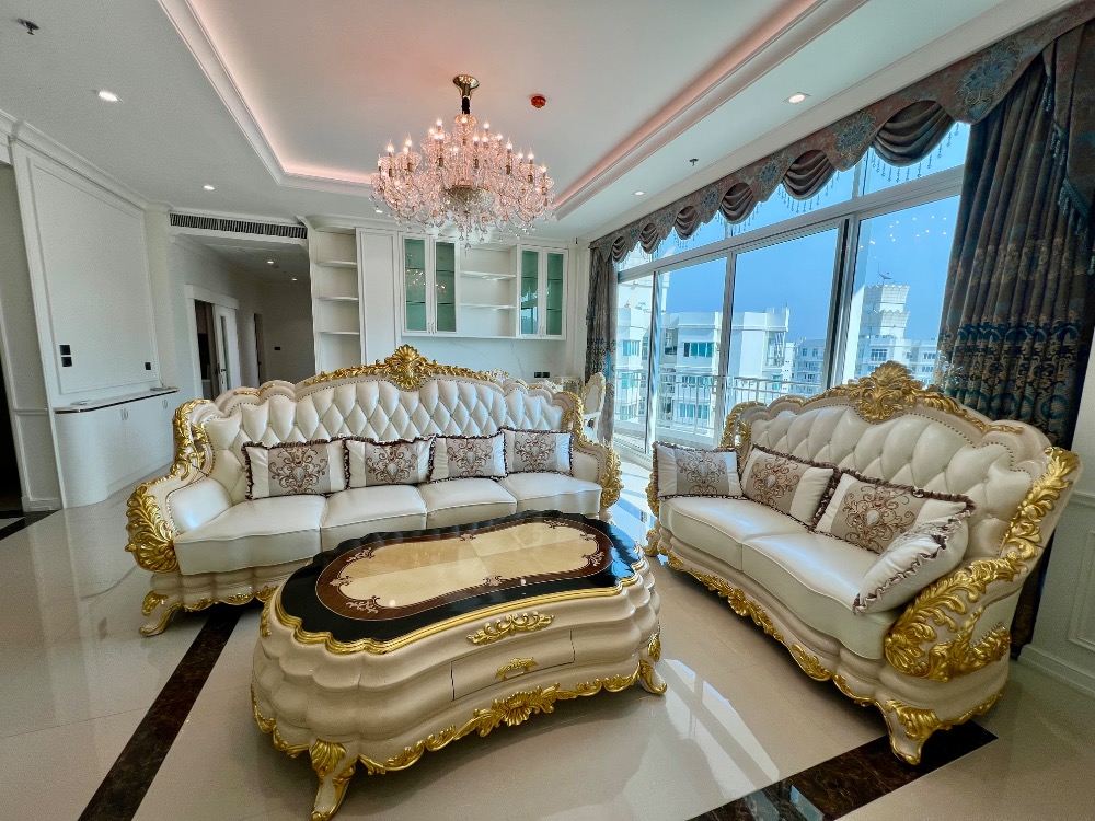 For SaleCondoRama9, Petchburi, RCA : 🔥 Luxury Penthouse for Sale | Supalai Wellington 🔥 ✨ Spacious & Elegant | Prime Location in Bangkok | 4 Parking Spaces ✨