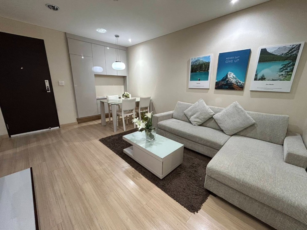 For SaleCondoRatchathewi,Phayathai : For sale: furnished condo, ready to move in, 1 bedroom, 1 bathroom, size 48.91 square meters