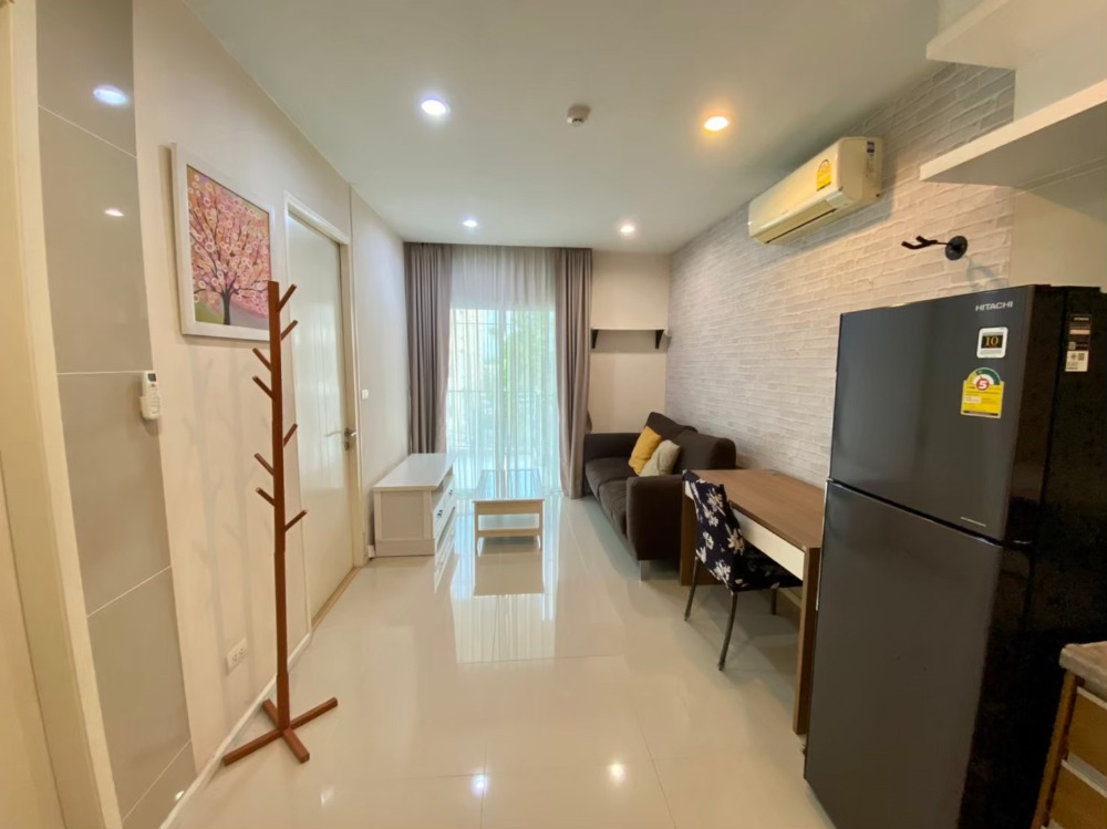 For RentCondoLadprao101, Happy Land, The Mall Bang Kapi : Condo, 4th floor, good location, fully furnished, beautifully decorated, for rent in Lat Phrao-Bang Kapi area, near BTS Lat Phrao 101, only 1.8 km.