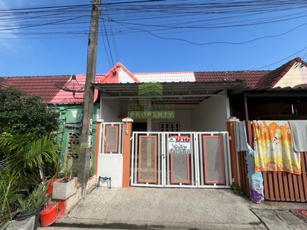 For SaleTownhousePathum Thani,Rangsit, Thammasat : For sale: Townhouse, Chitpawan Village 11, Bueng Nam Rak, area 16 sq m, newly renovated, beautiful, ready to move in, price less than a million.