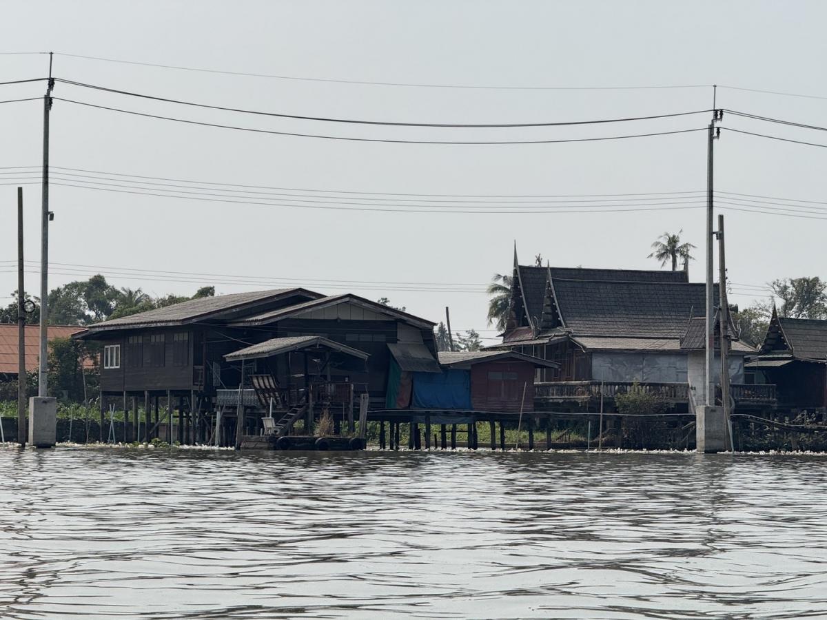 ขายบ้านนนทบุรี บางใหญ่ บางบัวทอง : ++ขายบ้านไม้สักเกาะเกร็ด++