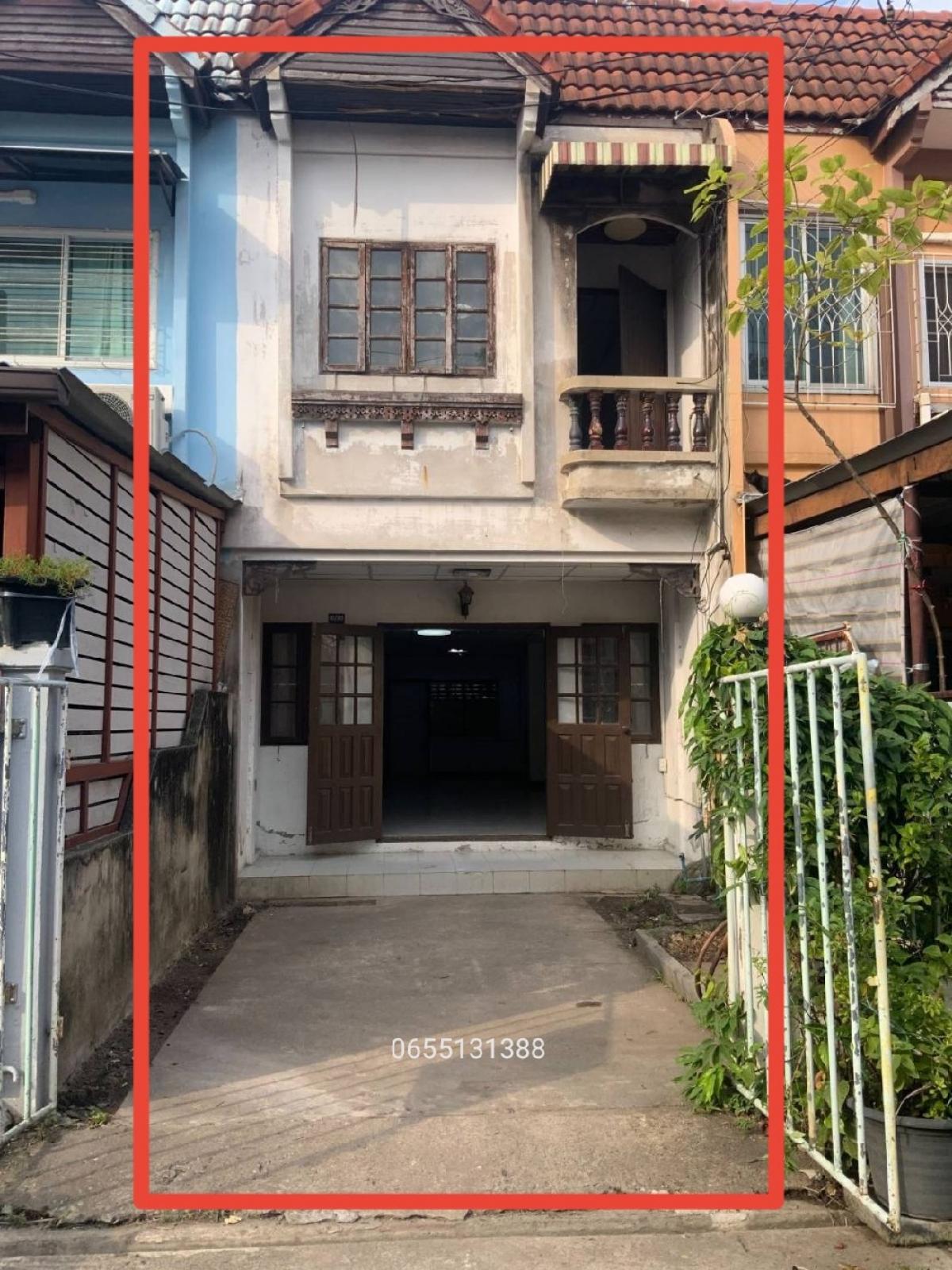 For SaleTownhomeSeri Thai, Ramkhamhaeng Nida : 2 -story townhouse for sale, Khlong Chan Villa Village, 7 Ramkhamhaeng 154, Ramkhamhaeng Road, Saphan Sung District, Bangkok