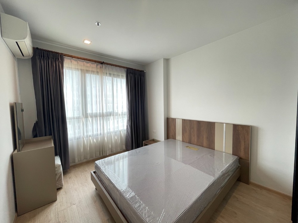 For RentCondoRama9, Petchburi, RCA : IDEO New Rama 9, beautiful room, available for rent, fully furnished, please inquire.