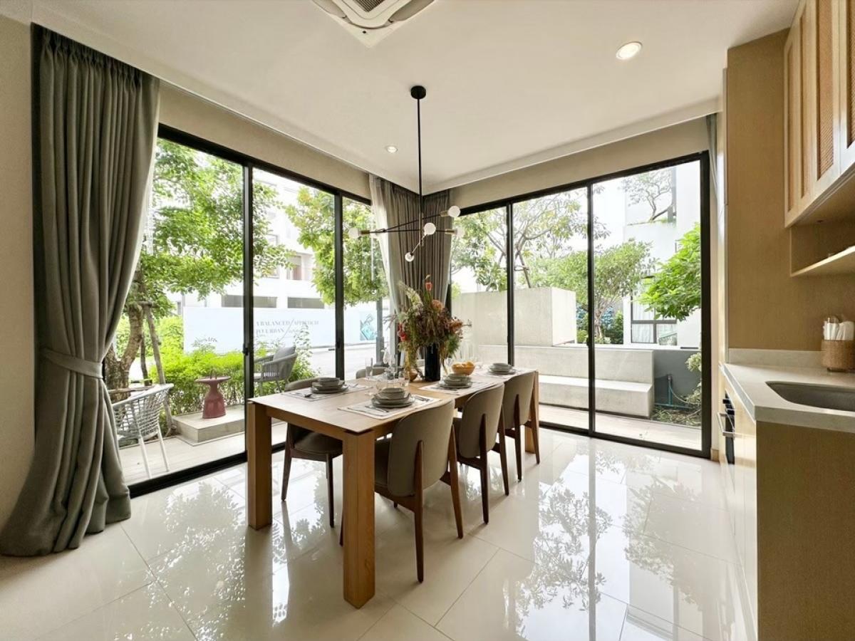 For SaleHousePattanakan, Srinakarin : 🏛️🏠AERIE Srinakarin-Krungthep Kreetha, Soho house model, usable area 350 sq.m., 4bed4bath3parking 064-7944263 (Khun Nam)