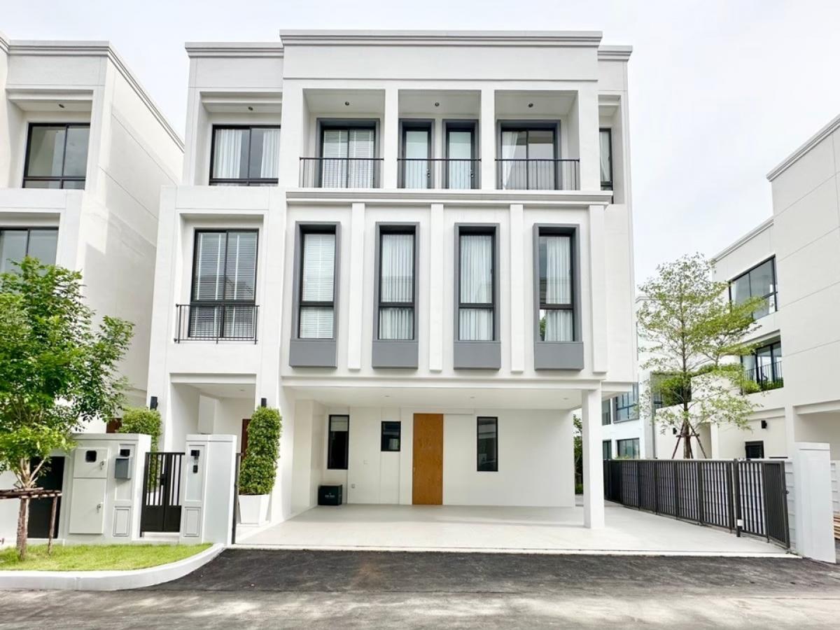 For SaleHousePattanakan, Srinakarin : 🔥🏡AERIE Krungthep Kreetha, Madison house model, usable area 370 sq.m., 4bed6bath4parking 064-7944263 (Khun Nam)