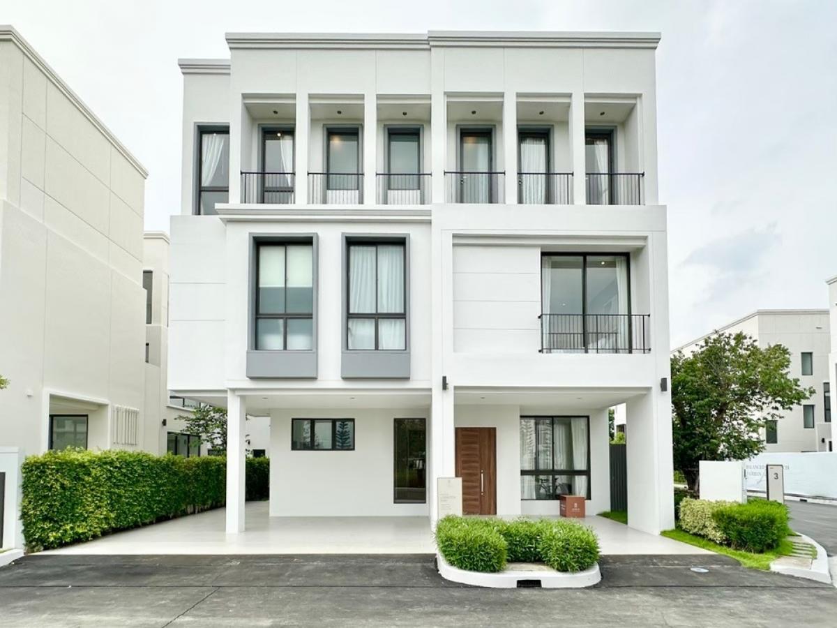 For SaleHousePattanakan, Srinakarin : 🔥🏡AERIE Krungthep Kreetha, LEXINGTON house model, usable area 556 sq.m., 5bed6bath5parking 064-7944263 (Khun Nam)