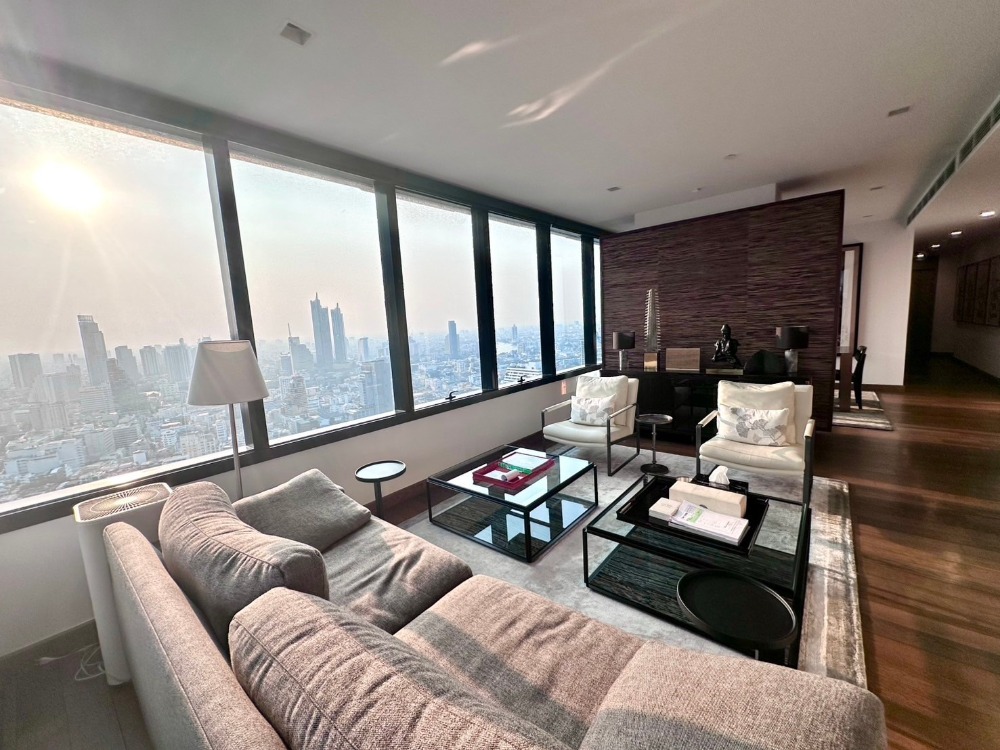 For SaleCondoSilom, Saladaeng, Bangrak : 🔥 M Silom Penthouse, pet-friendly condo! Super Luxury Rare Unit, new room, Mahanakhon building view, selling for only 56,000,000 baht! Contact 0968623850 🔥