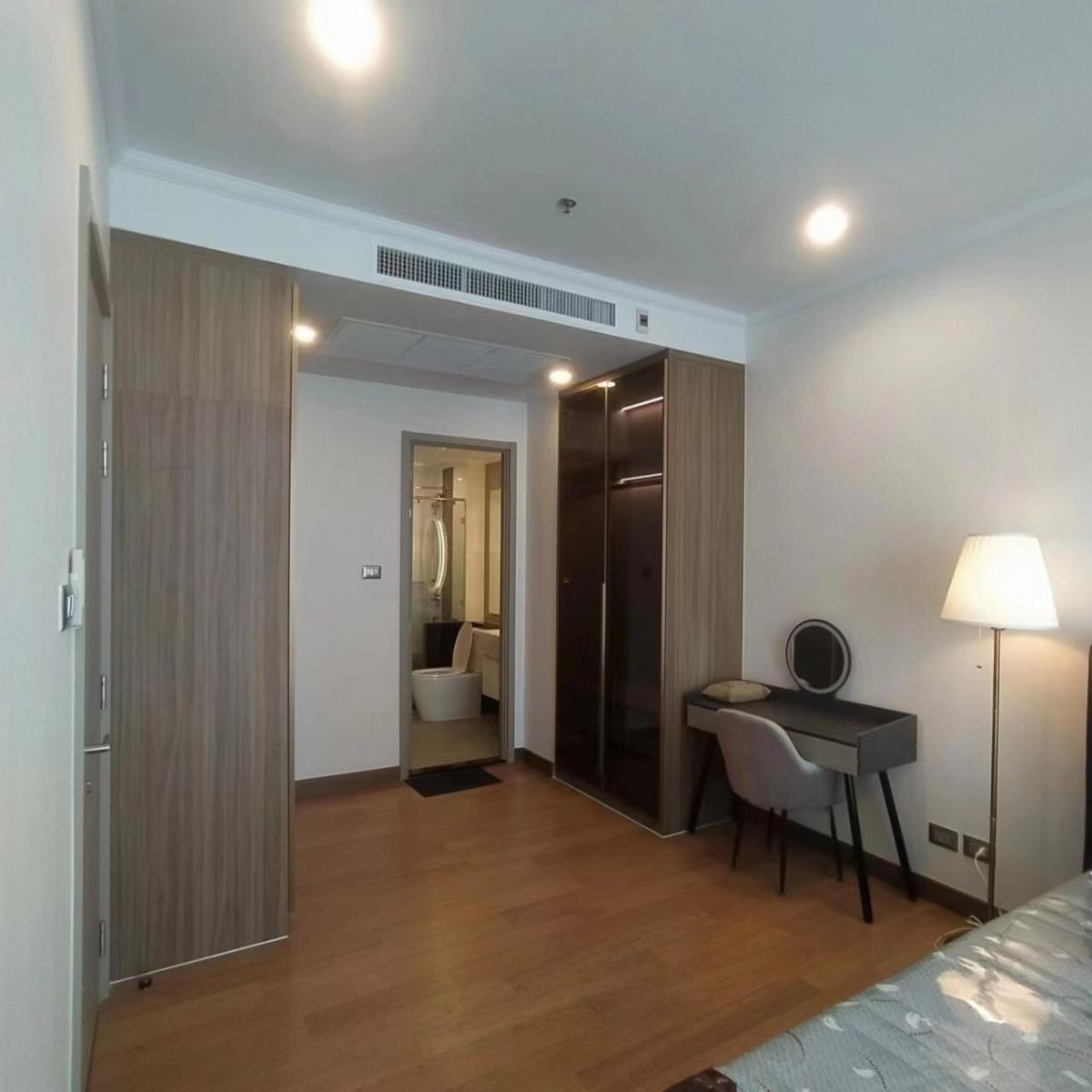 For RentCondoSukhumvit, Asoke, Thonglor : Supalai Oriental sukgumvit 39 one bed 57 sqm.tower C plz call 0954760193 AG