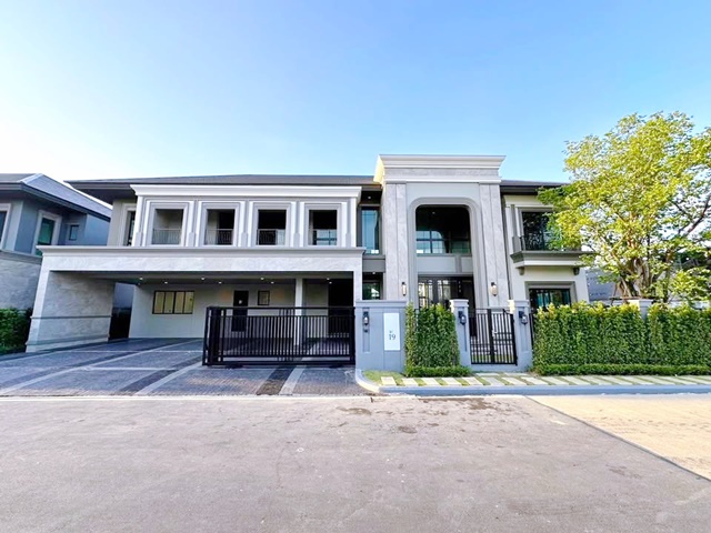 For RentHouseLadkrabang, Suwannaphum Airport : krungthep kreetha Sarasas Witaed Romklao School 900m. New luxury 2-storey house 5bed 6bath excellent