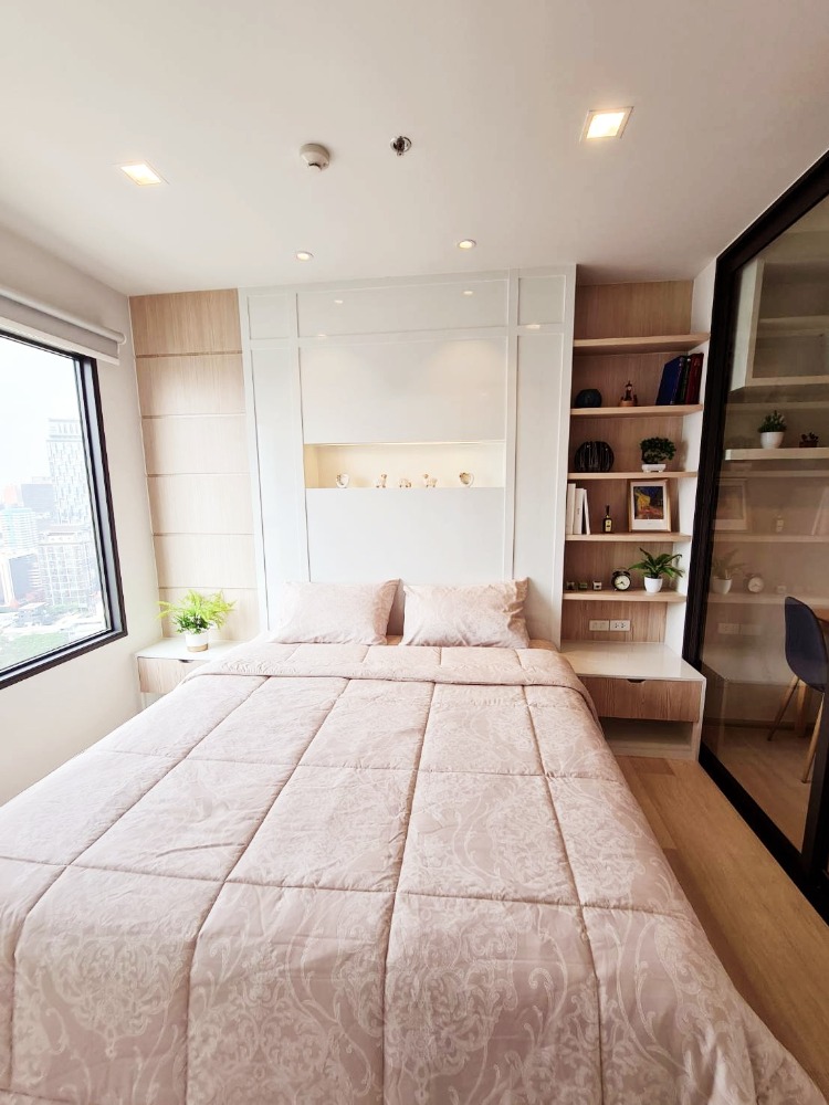 For RentCondoWitthayu, Chidlom, Langsuan, Ploenchit : 🏡✨ Rent! Luxury condo in the heart of Life One Wireless | 1 high -class bedroom, beautiful view! 🌆