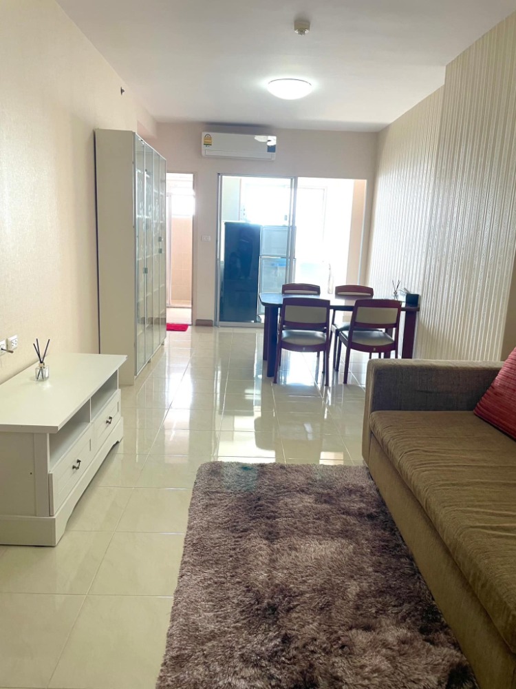 For RentCondoRama9, Petchburi, RCA : Supalai Park Ekkamai Thonglor, located on Petchburi New Road, next to Chan Issara Building, 1 large bedroom for rent, 15k