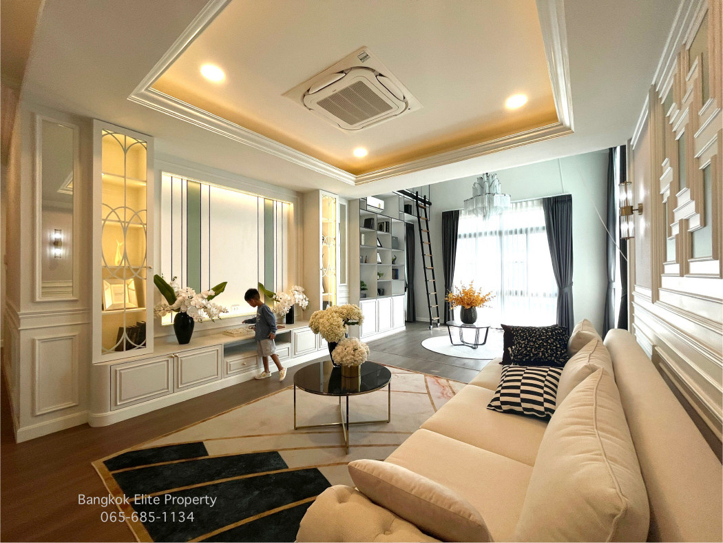 For RentHousePattanakan, Srinakarin : Luxury house for rent, Nantawan, Rama 9, Krungthep Kreetha 5 bedrooms