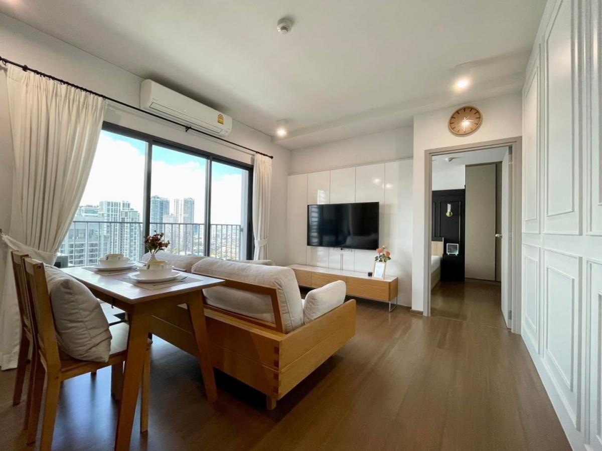 For SaleCondoSapankwai,Jatujak : Selling lower than the capital !! Sell ​​IDEO Phahon Chatuchak 63.20 SQ.M 2 BED 2 Bath, Floor 30+, only 8.9 MB !!