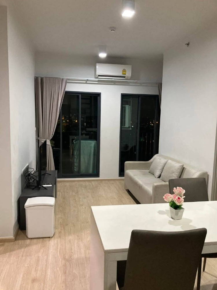 For RentCondoRama9, Petchburi, RCA : TR0463 *** For rent *** Ideo New Rama 9 Condo (IDO New Rama 9) Special only 25,000 baht / month *** New room, beautiful room, complete with ***