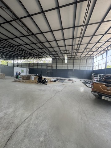 For RentWarehousePathum Thani,Rangsit, Thammasat : HR2203 New warehouse for rent. There are 2 warehouses in Khlong Song Rangsit-Nakhon Nayok area. Near Future Park Rangsit