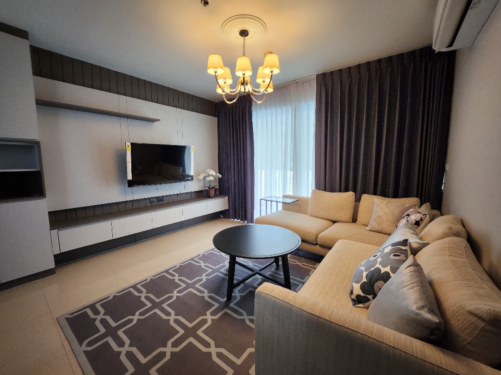 For RentCondoWongwianyai, Charoennakor : Condo for rent IDO Sathorn-Taksin [Ideo Sathorn-Taksin] Beautiful room, good price, convenient to travel, fully furnished. Ready to move in immediately Can make an appointment to see the room