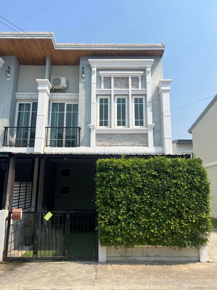 For RentTownhouseLadkrabang, Suwannaphum Airport : 🌟🏡 House for rent Golden Town 3, Bang Na - Suan Luang, Ban Decorated, beautiful, warm Ready Good location, convenient to travel