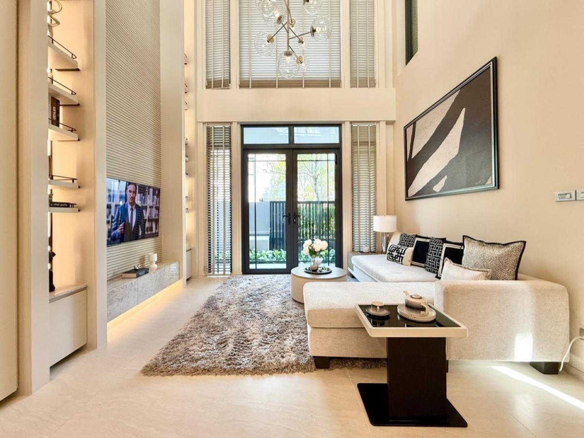 For SaleChokchai 4, Ladprao 71, Ladprao 48, : Classe Ratchayothin - Townhome 3, Floor 51 sq.w. 214 sqm. 3 floors, 2 bedrooms, 3 bathrooms, 2 parking. Buy at the project 064-932-4645 ken